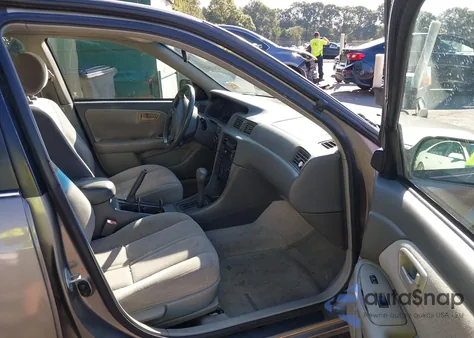 2000 Toyota Camry Le z USA, uszkodzony, nr VIN 4T1BG22K8YU627611